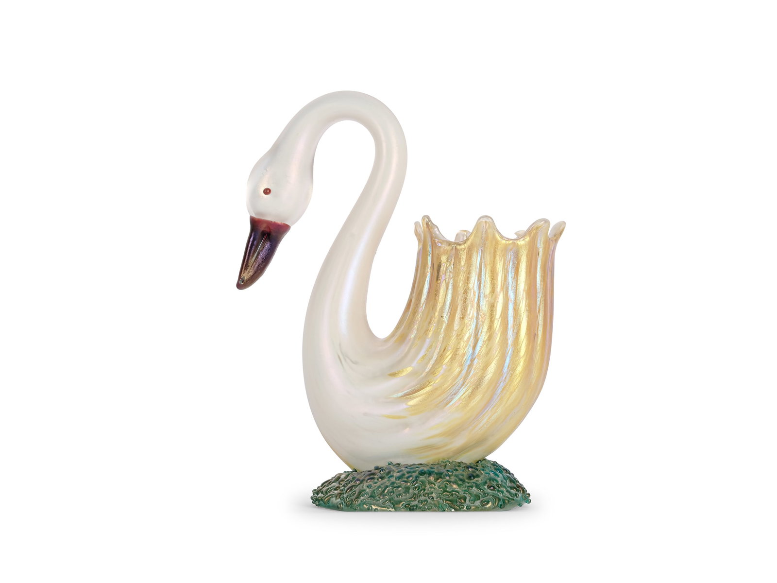 JOHANN LOETZ-WITWE, KLOSTERMUeHLE, ART NOUVEAU SWAN-SHAPED VASE: Johann Loetz-Witwe, KlostermuehleArt Nouveau swan-shaped vaseIridescent glassHeight 18 cm
