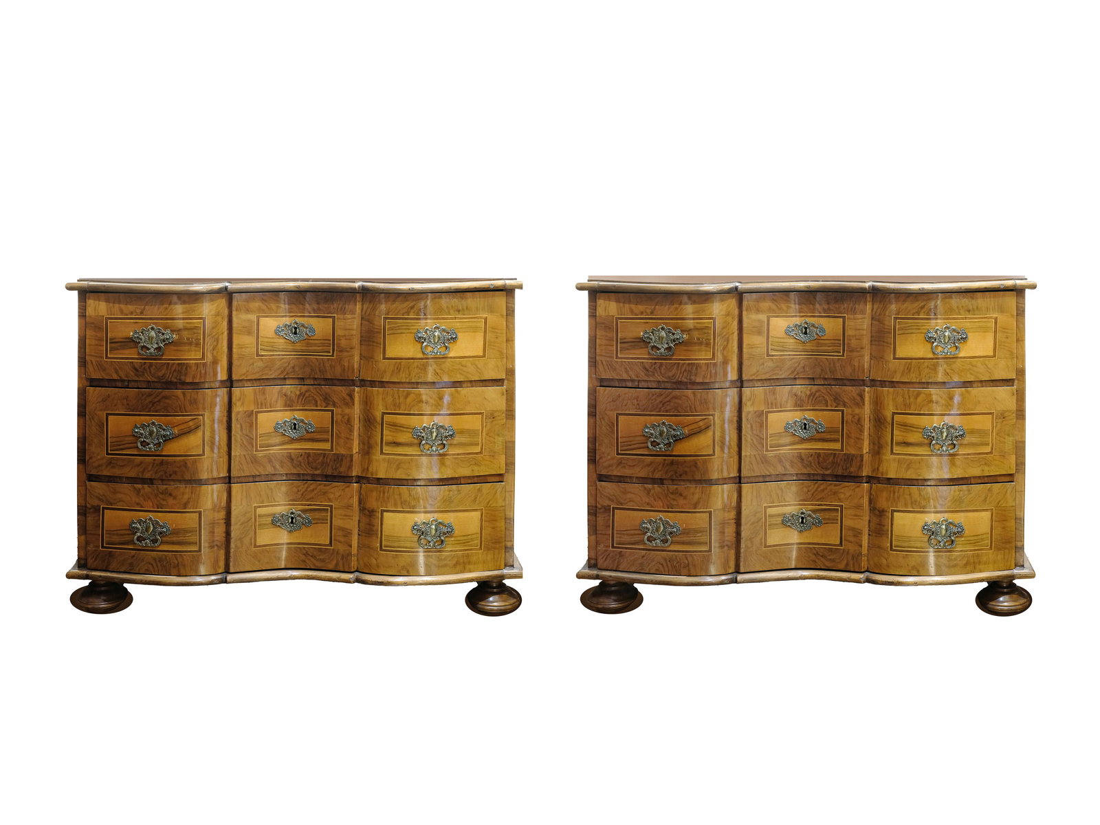 PAIR OF BAROQUE CHESTS OF DRAWERS, MID-18TH CENTURY (1 of 4)