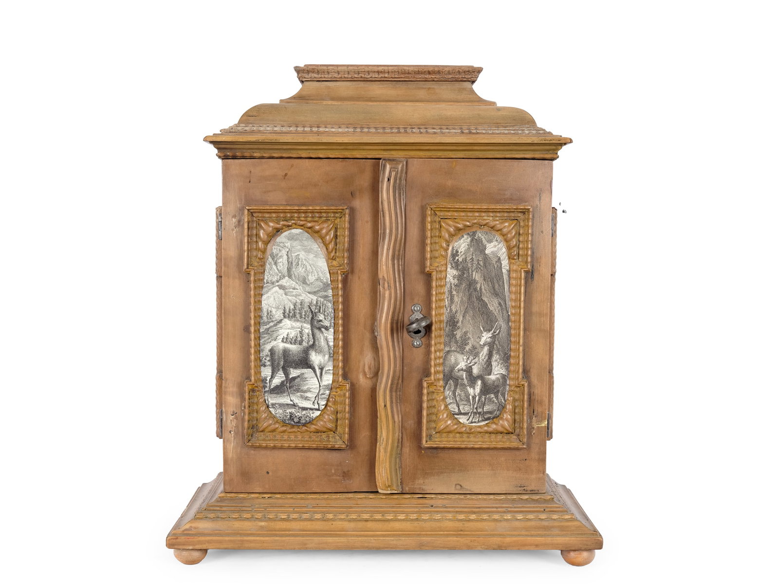 MINIATURE CABINET, BAROQUE: Miniature cabinetBaroqueWood with hunting engravingsHeight 37.5 cm, width 32 cm, depth 17 cm