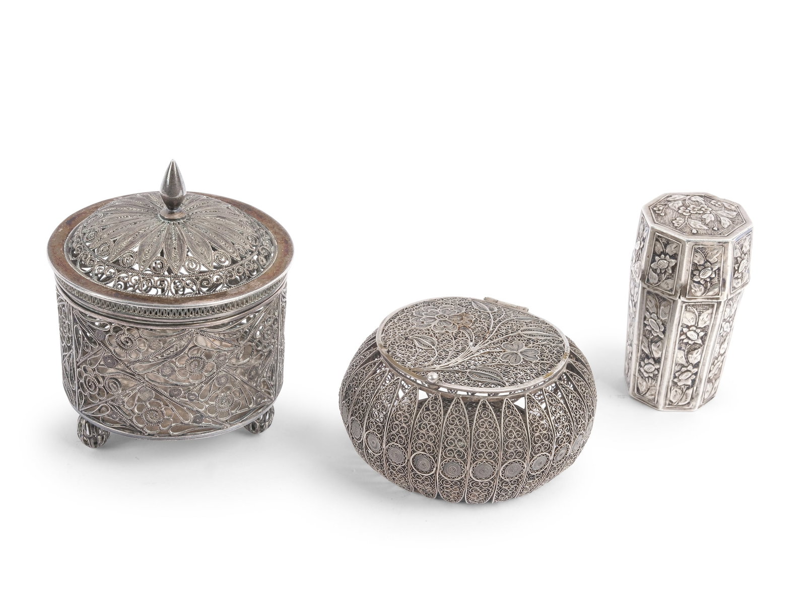 BUNDLE: 3 SILVER FILIGREE BOXES and SILVER BOX, HALLMARKED SILVER (1 of 7)