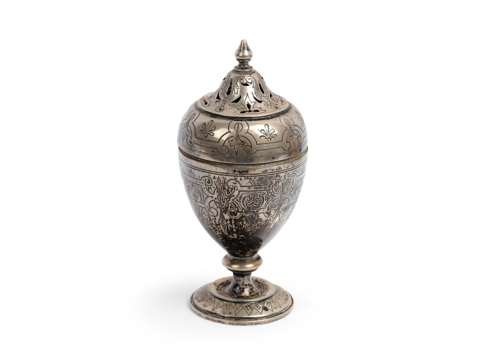 SUGAR SHAKER, HALLMARKED SILVER?: Sugar shakerHallmarked silver?Height 15 cmWeight 137 g