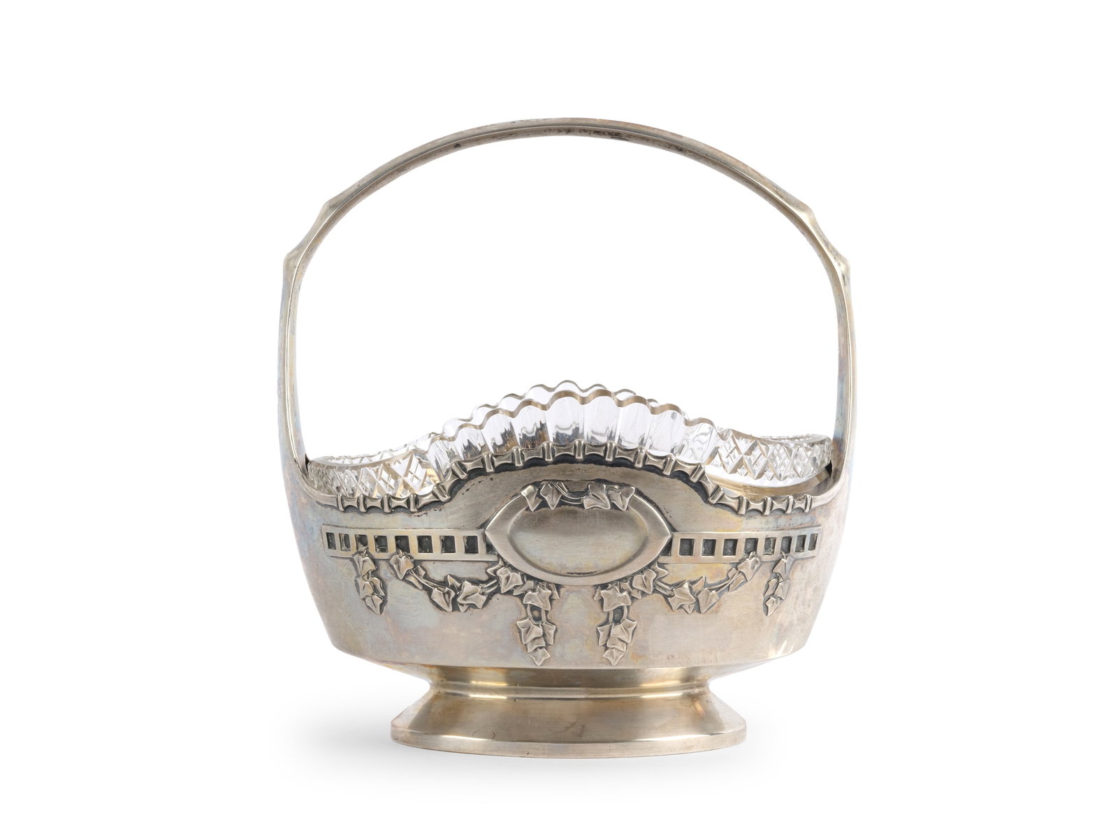 HANDLED BASKET: Handled basket800 silver With original glass insertCirca 1900Weight: 144 grams