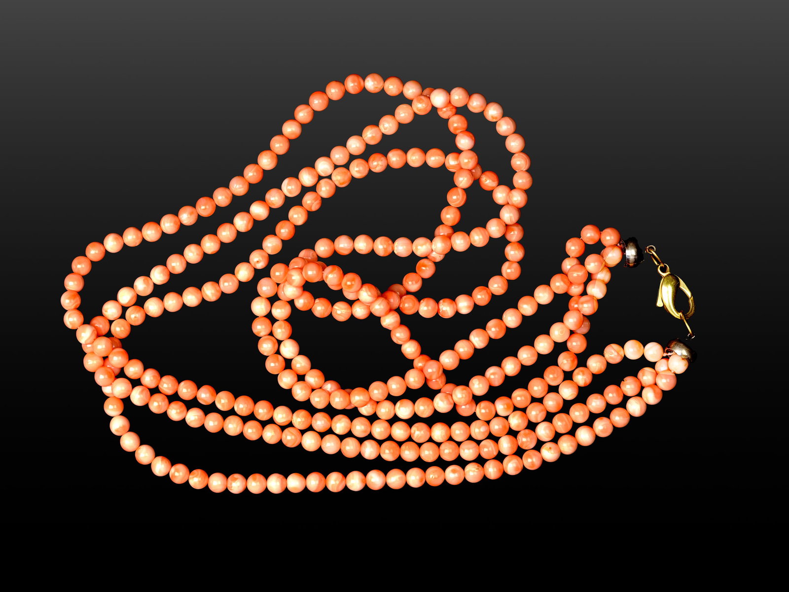 3-STRAND CORAL NECKLACE, LENGTH 64 CM (1 of 1)