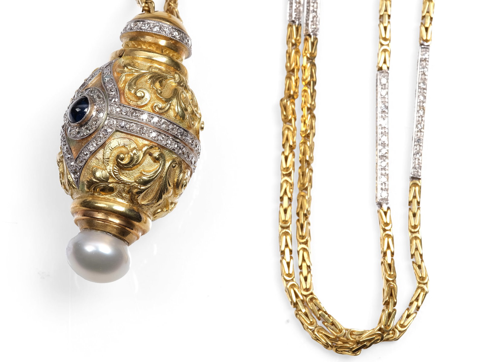 NECKLACE WITH PENDANT, 18-KARAT YELLOW GOLD AND WHITE GOLD: Necklace with pendant 18-karat yellow gold and white goldSet with 370 brilliant-cut diamonds, totaling approx. 4.0 ct, and a cultured pearlPendant length 5.4 cmChain length 86 cmTotal weight 76 g