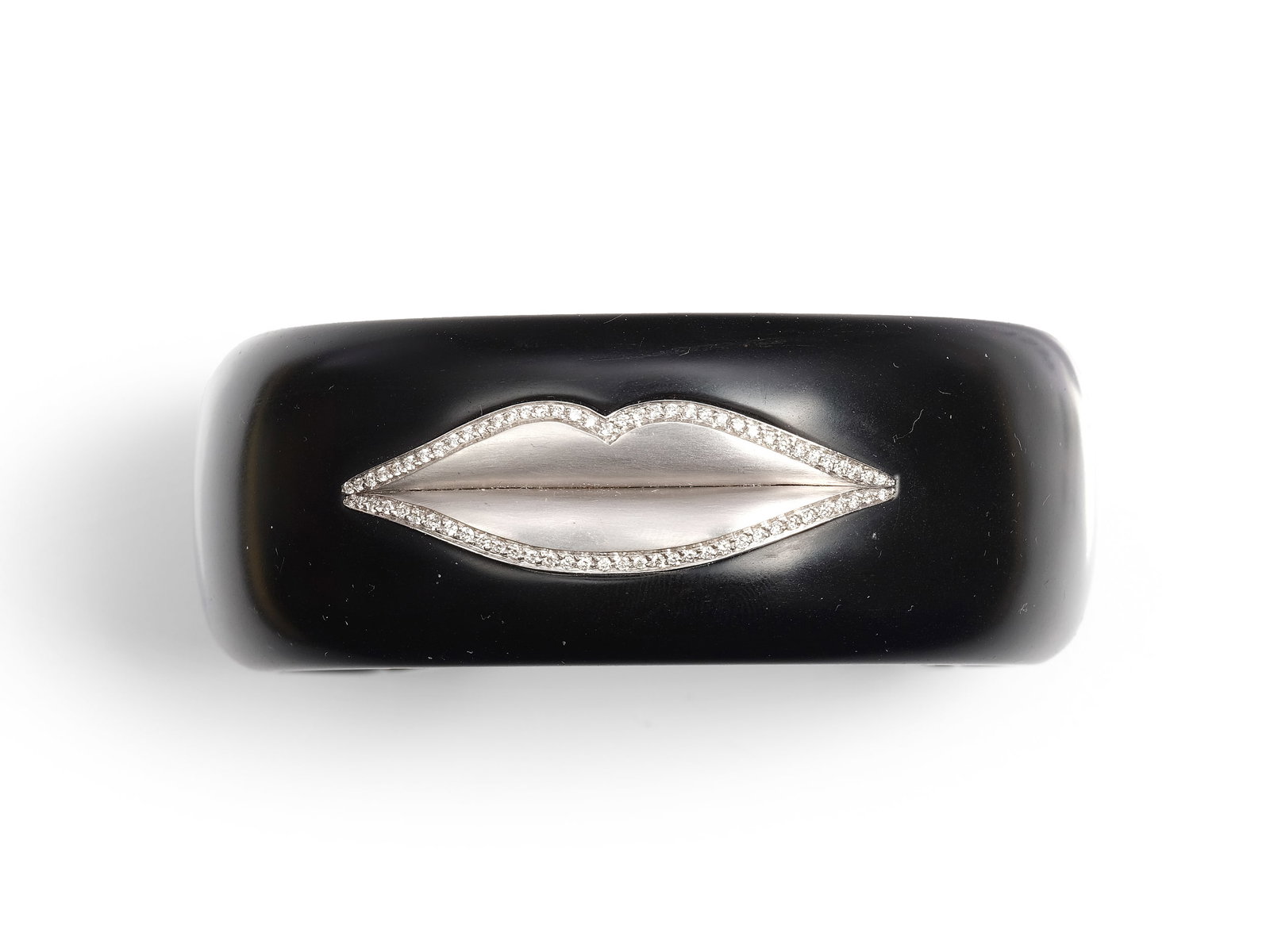 GIANNI BULGARIE BANGLE, ENICMA: Gianni Bulgarie bangleEnicma Resin with 18-karat white gold accentsDiamonds 0.65 ctDiameter 5.5 cm, width 2.6 cmWeight 47 g