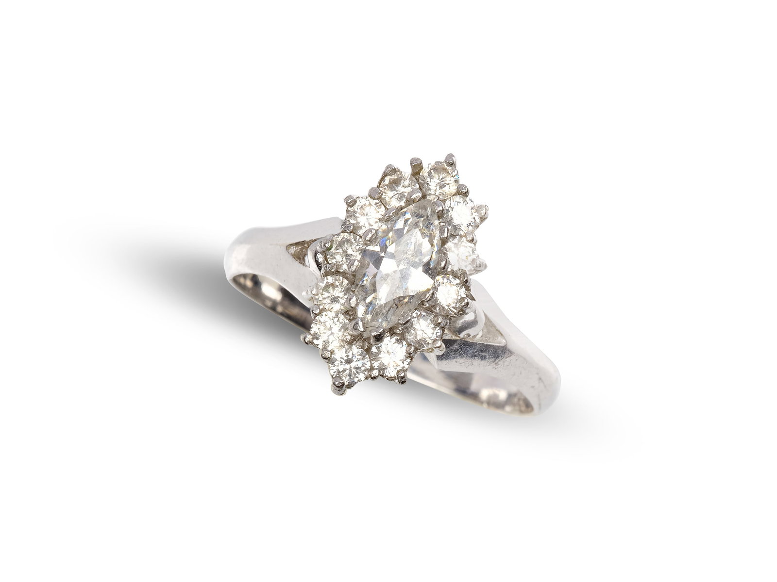 WOMEN'S RING, 14 KT WHITE GOLD, HALLMARKED (1 of 1)