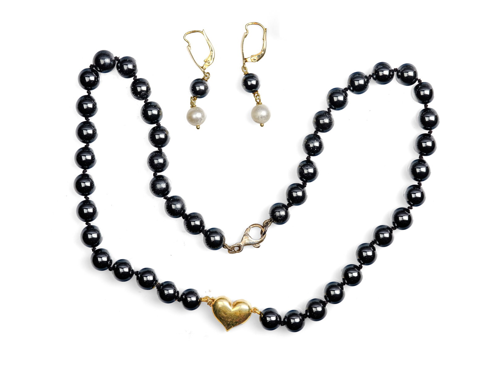 JEWELRY SET CONSISTING OF:, HEMATITE NECKLACE WITH GOLD HEART (1 of 1)