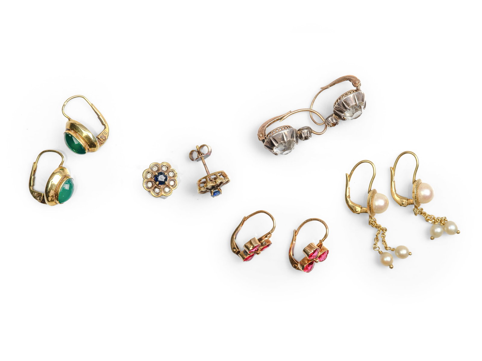 BUNDLE OF 5 PAIRS OF EARRINGS, EACH IN 14 KT YELLOW GOLD (1 of 1)