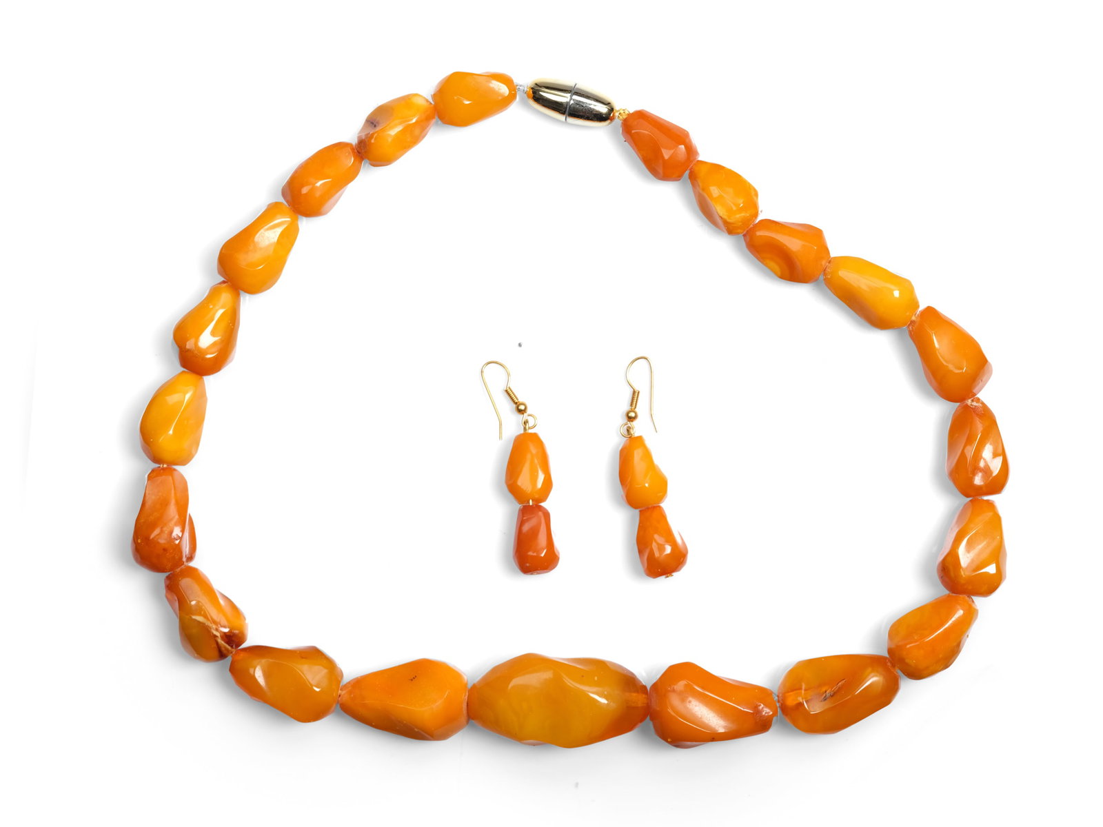 AMBER JEWELRY SET, NECKLACE and PAIR OF DROP EARRINGS (1 of 1)