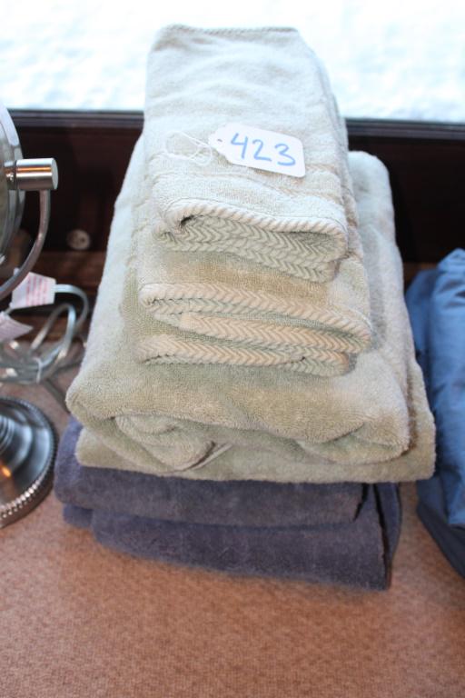 Blue & Green Towels: Blue & Green Towels