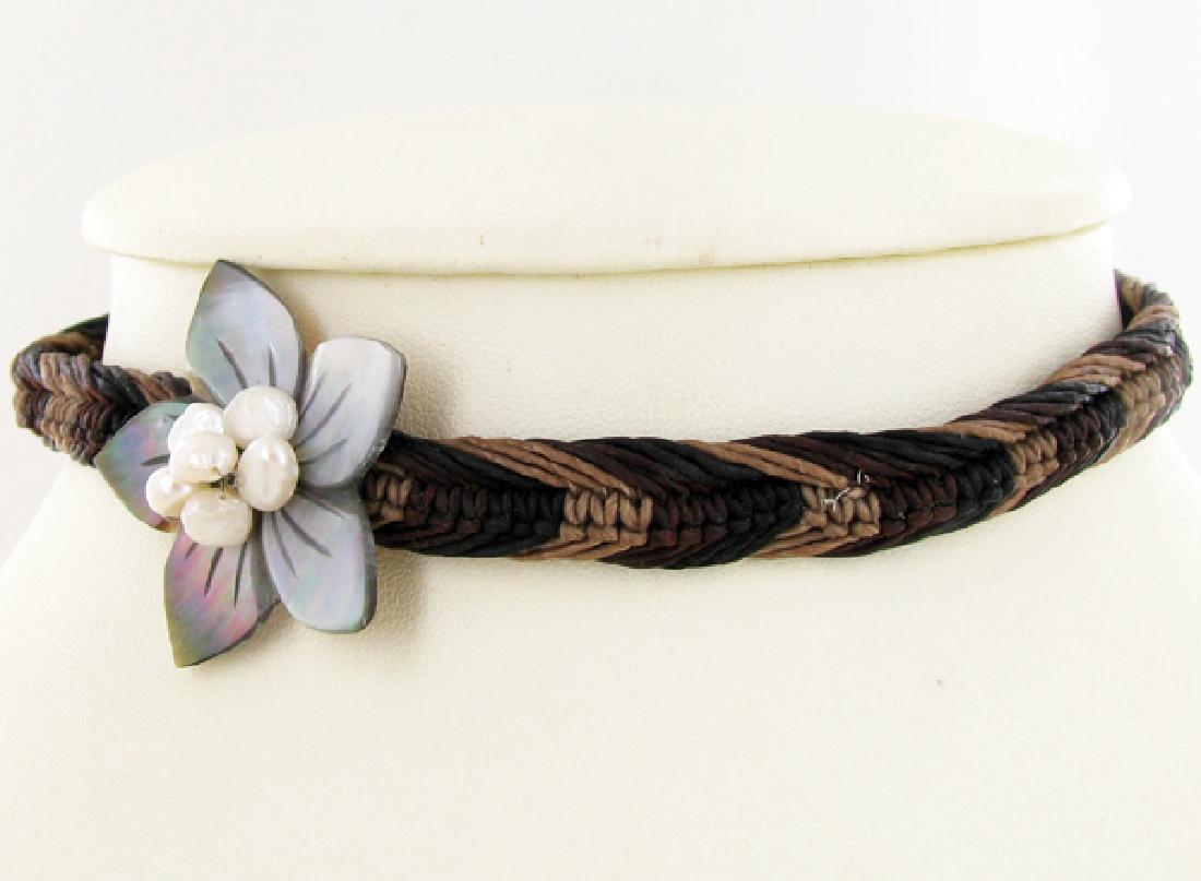 Crocheted Shell Choker Child Necklace: Excellent handcrafted piece