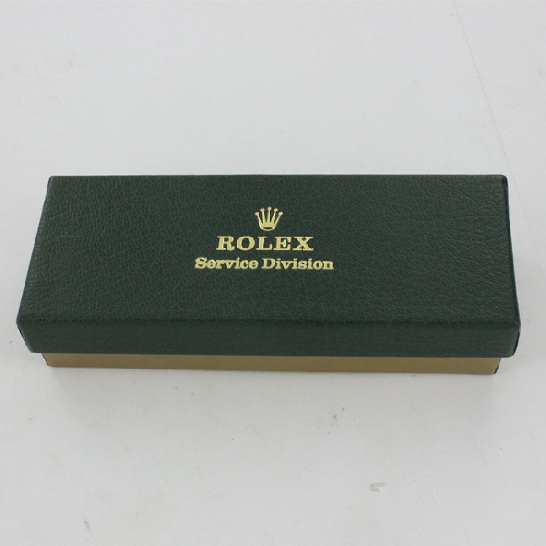 Rolex Service Box: Excellent condition