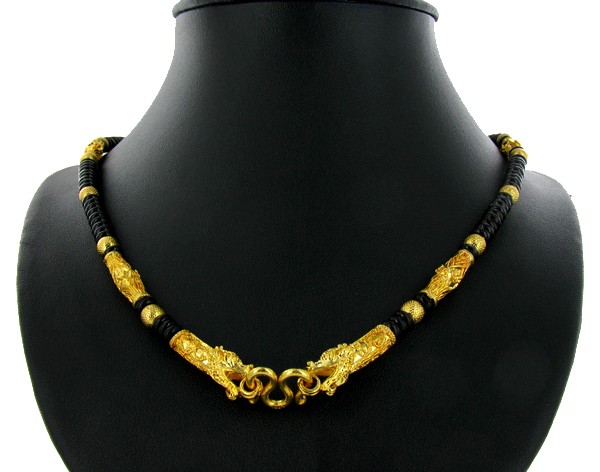 22k Gold Vermeil & Horn Bead Necklace 23": Excellent well crafted piece