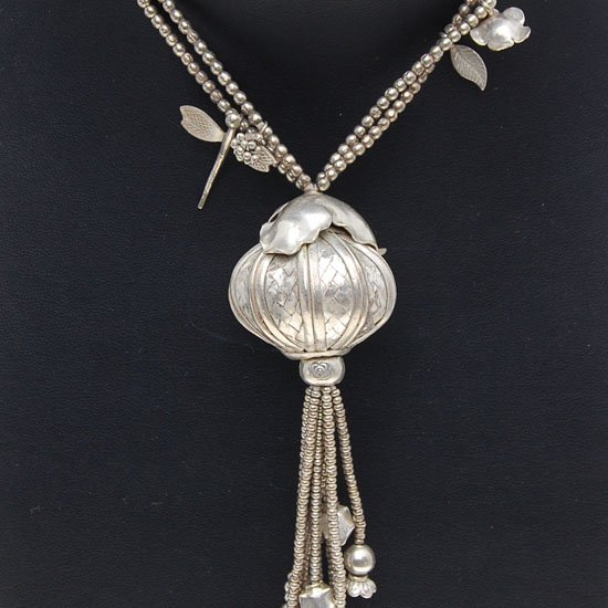 Sterling Silver Hilltribe Necklace: Excellent heavy sterling silver piece; handcrafted by Golden Triangle nomadic tribes; 125 grams;
