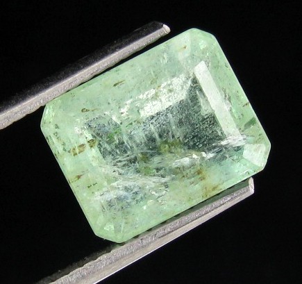 3.53ct Natural Untreated Colombian Emerald: Excellent piece; well cut & colored; NO treatment