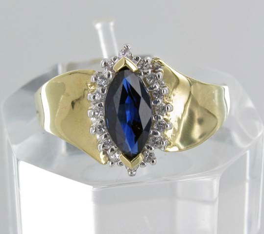 .85ctw Blue Sapphire & Diamond 10k Gold Lady Ring: Wonderful NEW 10k gold sapphire and diamond ring