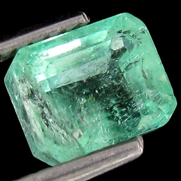 1.67ct Colombian Emerald Appraised $12k: Excellent mint green colored specimen emerald cut; lab quality evaluation 7; treatment as noted; Gem Guide wholesale $2505-$3340; full retail appraisal $12024; full lab evaluation available