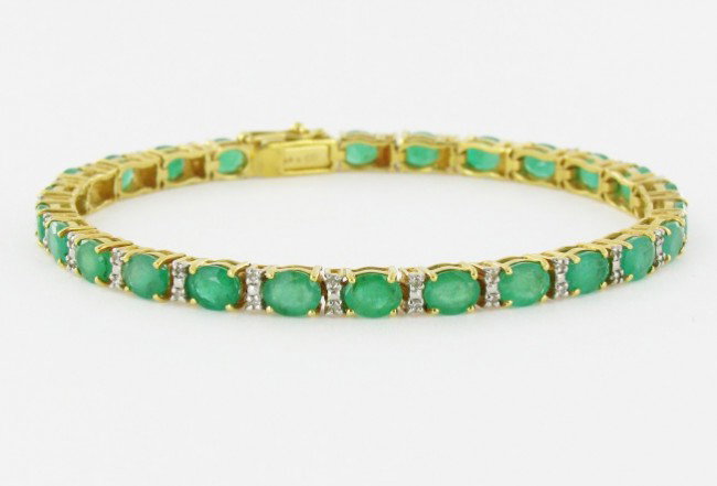 9+ct Colombian Emerald& Diamond 14k Gold Bracelet: Wonderful 7" NEW top green Colombian emerald and diamond bracelet; 26 high grade emeralds and 50 high grade diamonds