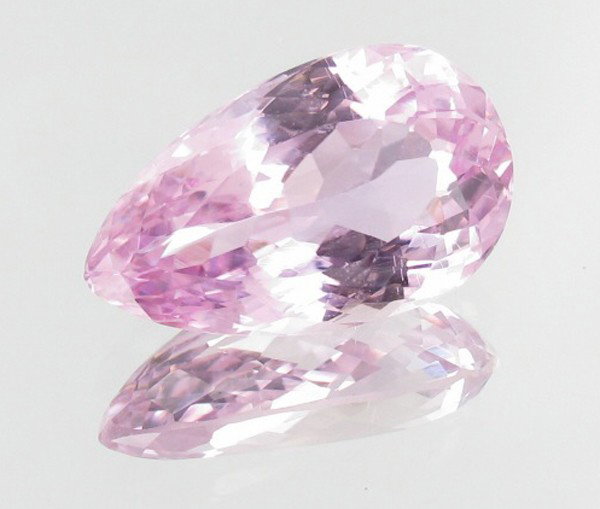 25.0ct Unheated Best Patroke Pink Kunzite: Excellent hi grade piece; well cut & colored; NO treatment