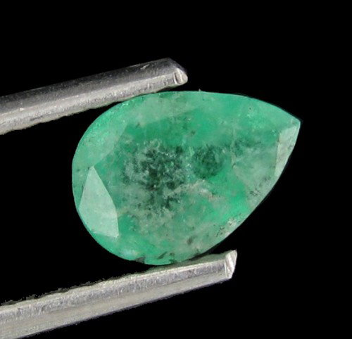 0.7ct Colombia Emerald: Excellent piece; well cut and colored; with treatment