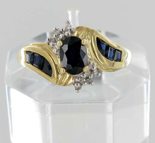 1.2ctw Blue Sapphire & Diamond 10k Gold Lady Ring: Wonderful NEW 10k gold sapphire and diamond ring