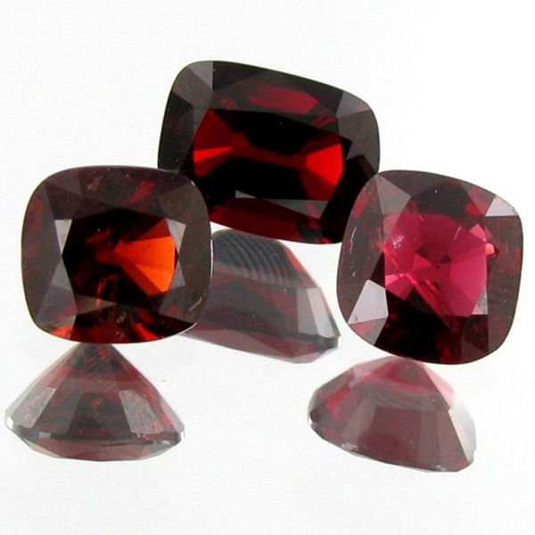 3.85ct Red Spinel Appraised $14k: Excellent red colored parcel 3 pieces mixed cut; lab quality evaluation 8; treatment as noted; Gem Guide wholesale $2310-$3850; full retail appraisal $13868; full lab evaluation available