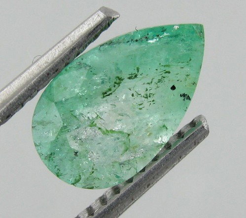 1.42ct Dazzling Natural Green Emerald Colombian: Excellent hi-grade piece; well cut/colored; with treatment