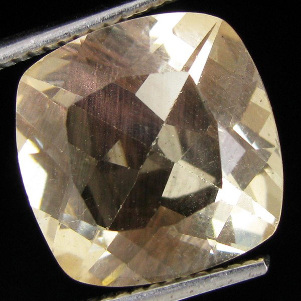 7.50ct Clear Champagne Oregon Sunstone Cushion: Excellent hi grade piece; well cut & colored; with treatment