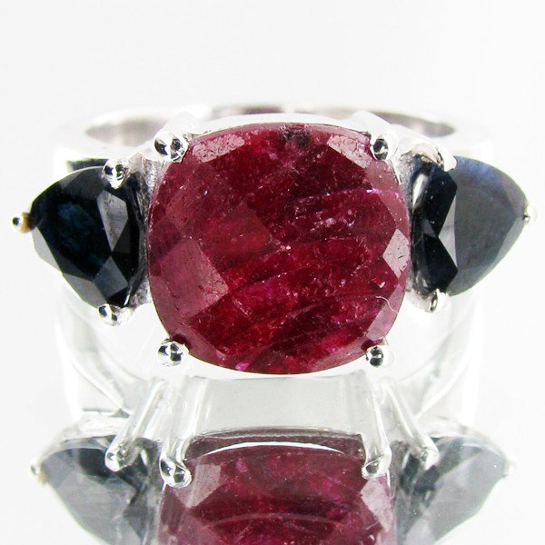 33.41ctw Ruby Sapphire Sterling Ring: Nice workmanship