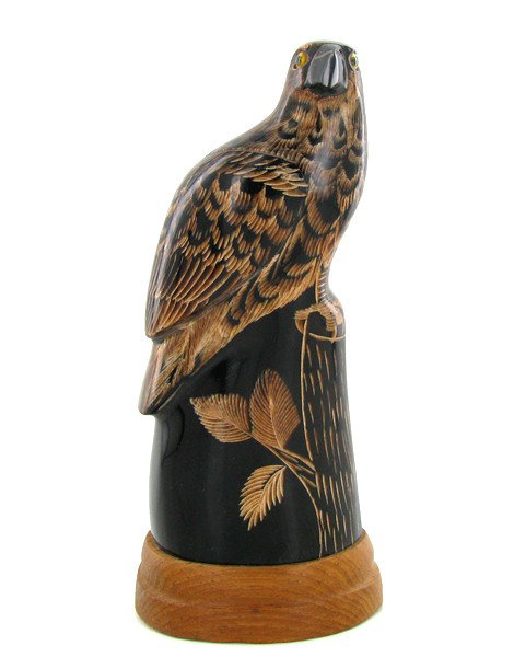 Water Buffalo Horn Scrimshaw Bird: Excellent piece; finely carved Thai scrimshaw image of bird on stump of water buffalo horn; 7"