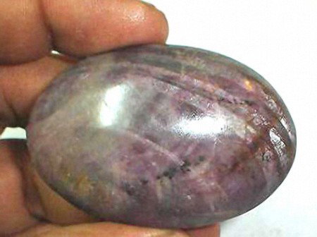 367ct RARE 100% Natural Untreated Ruby Gemstone: Rare huge natural untreated African ruby; well colored and cut
