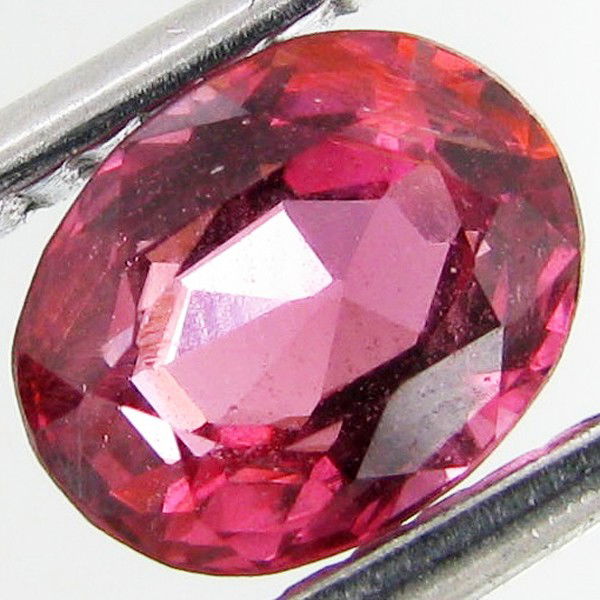 0.97ct Mogok Pink Spinel Oval: Excellent piece; well cut & colored; with treatment