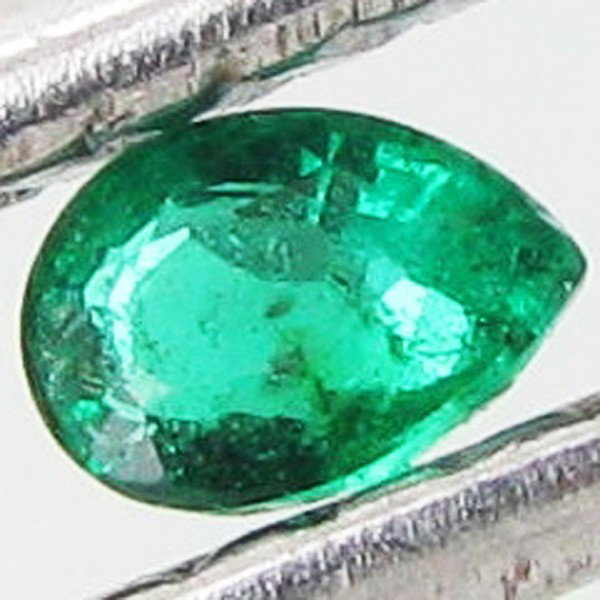 0.07ct Colombian Emerald Pear: Excellent piece; well cut & colored; with treatment