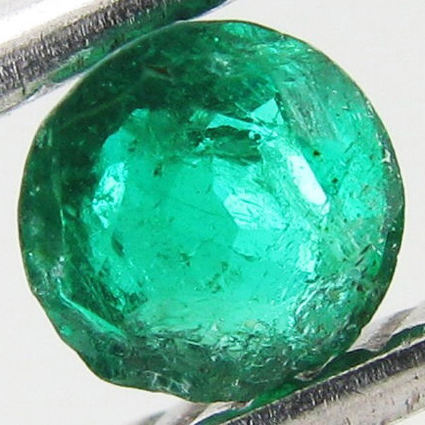 0.25ct Colombian Emerald Round: Excellent piece; well cut & colored; with treatment