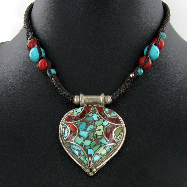 Tibet Nickel Turquoise Coral Choker Necklace: Well made piece