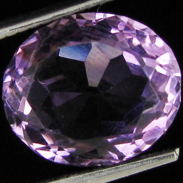 5.09ct Purple Amethyst Oval: Excellent piece; well cut and colored; with treatment