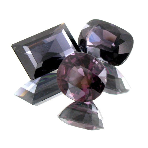 11.23ct Lavender Spinel Appraised $14k: Excellent Ceylon lavender colored 3 piece parcel oval cut; lab quality evaluation 7; treatment as noted; Gem Guide wholesale $2500-$3500; full retail appraisal $13841; full lab evaluation available