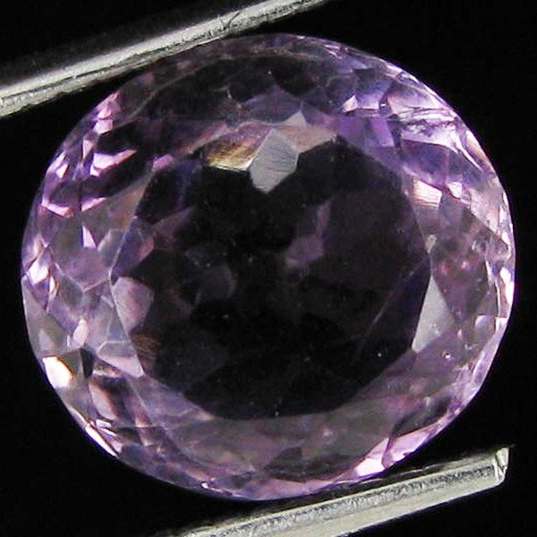 4.92ct Purple Amethyst Oval: Excellent piece; well cut and colored; with treatment