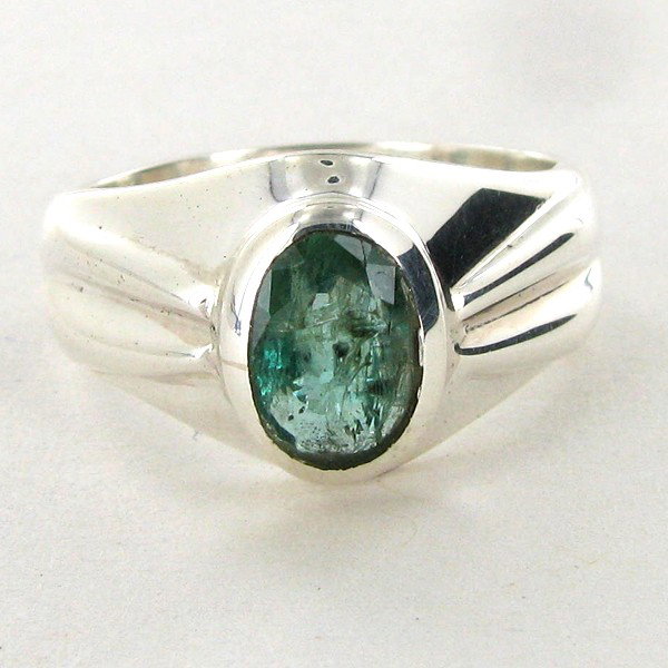 34.97twc Colombian Emerald Sterling Ring: Excellent well crafted piece; stone well cut/colored with treatment