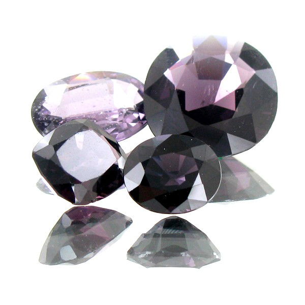 17.81ct Lavender Spinel Appraised $14k: Excellent Ceylon lavender colored 4 piece parcel oval cut; lab quality evaluation 6; treatment as noted; Gem Guide wholesale $1900-$3000; full retail appraisal $13580; full lab evaluation available