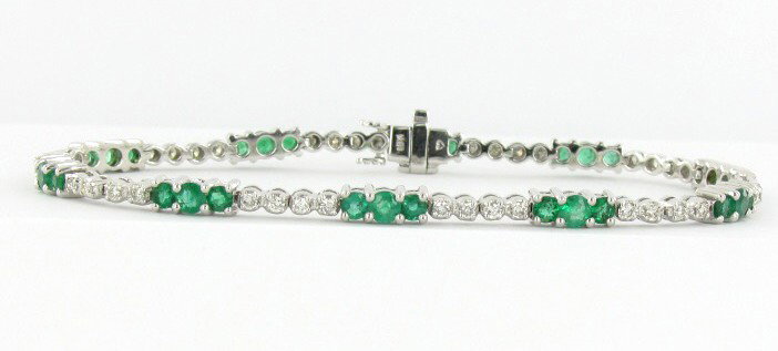 4+ct Clear Colombian Emerald & Diamond 18k White: Wonderful 7" NEW white clear Colombian emerald and diamond bracelet; 30 high grade emeralds and 30 high grade diamonds