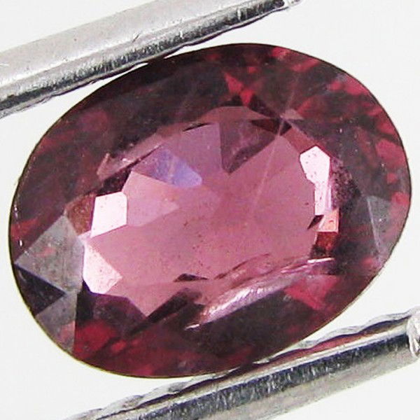 1ct Top Red Spinel Oval: Excellent Piece; well colored and cut; NO treatment
