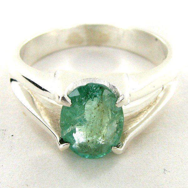 20.54twc Colombian Emerald Sterling Ring: Excellent well crafted piece; stone well cut/colored with treatment