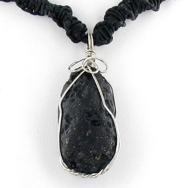 Tibet Tektite Bone Bead Choker Necklace EST: $45: Well made piece