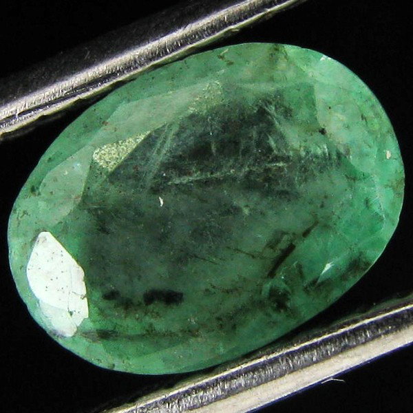 1.09ct Colombian Emerald Oval: Excellent piece; well cut & colored; with treatment