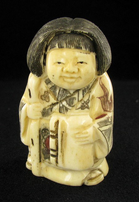 Chinese Handcarved Bone Netsuke EST: $45 - $90 (C: Excellent handcarved piece; 2"