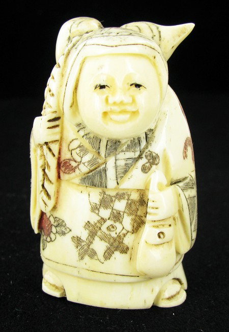 Chinese Handcarved Bone Netsuke EST: $45 - $90 (C: Excellent handcarved piece; 2"