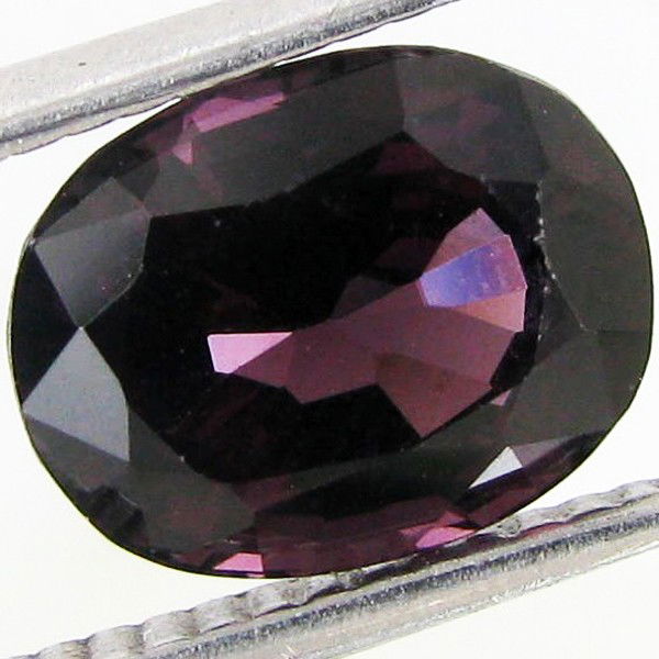 2.80ct Top Purple Pink Spinel: Excellent specimen; well cut and colored; with customary treatment unless noted otherwise