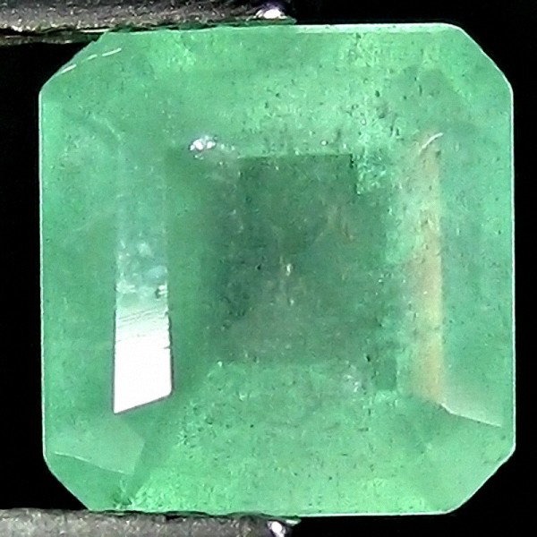 1.28ct Top Fire Colombian Emerald: Excellent specimen; well cut and colored; with customary treatment unless noted otherwise