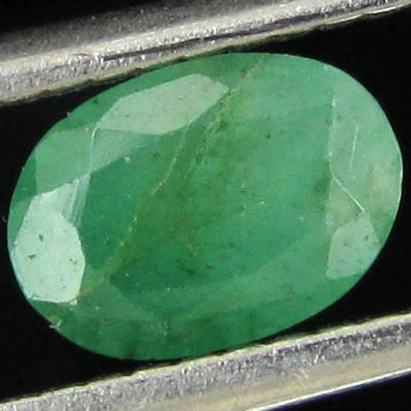 0.25ct Green Colombia Emerald Oval: Excellent specimen; well cut and colored; with customary treatment unless noted otherwise